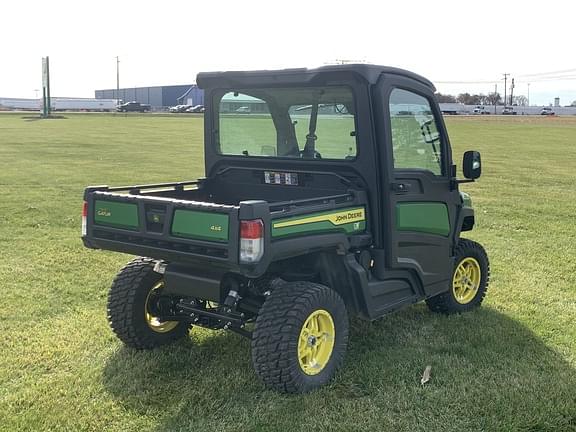 Image of John Deere XUV 835M equipment image 4