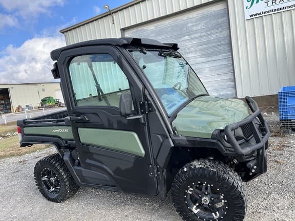 Image of John Deere XUV 835R Primary image
