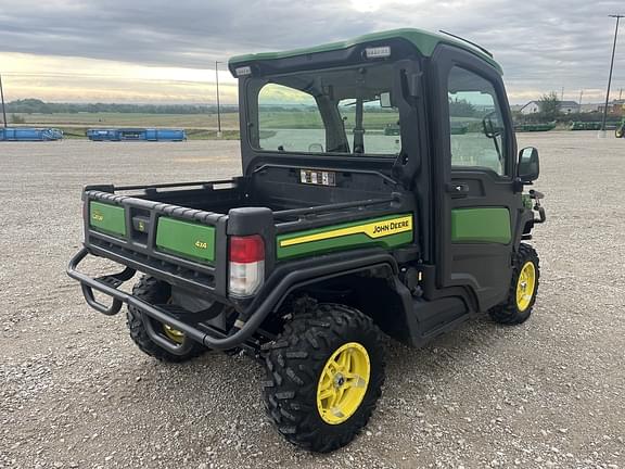 Image of John Deere XUV 835R equipment image 3