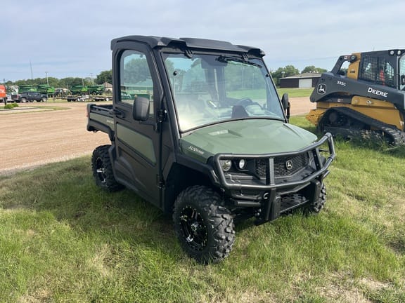 Main image John Deere XUV 835R