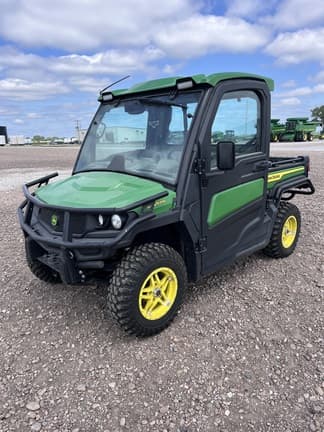 Main image John Deere XUV 835R