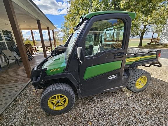 Image of John Deere XUV 835R equipment image 1