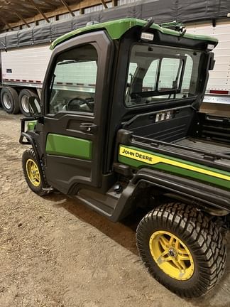 2024 John Deere XUV 835R Equipment Image0