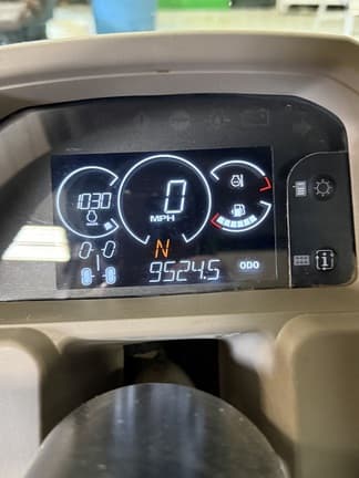 Image of John Deere XUV 835R equipment image 1