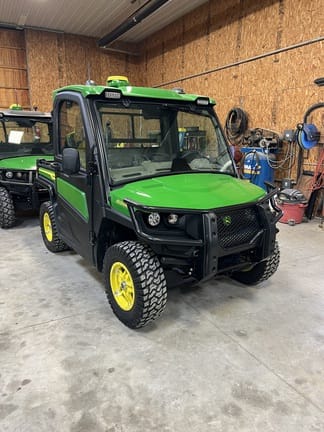Main image John Deere XUV 835R