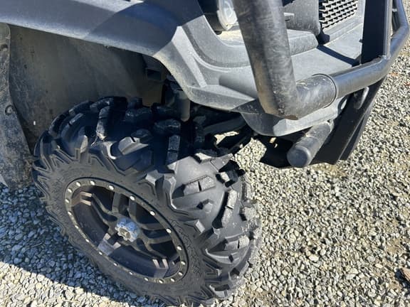 Image of John Deere XUV 835R equipment image 2