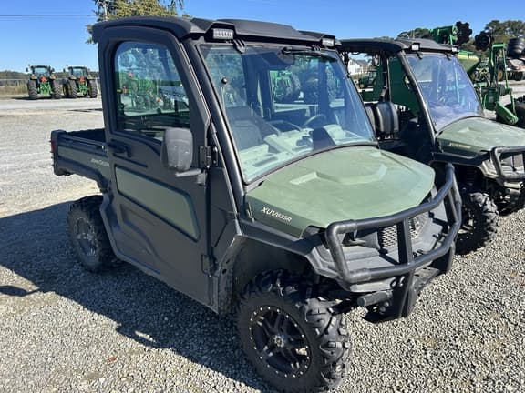 Image of John Deere XUV 835R Primary image