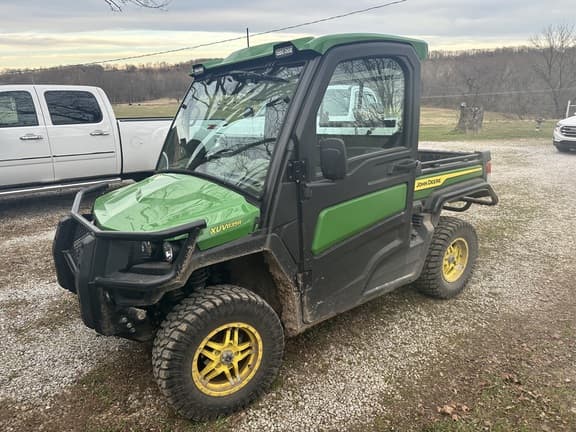 Image of John Deere XUV 835R Primary image