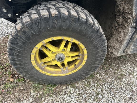 Image of John Deere XUV 835R equipment image 4