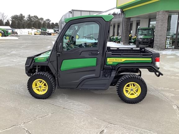 Image of John Deere XUV 835R equipment image 3