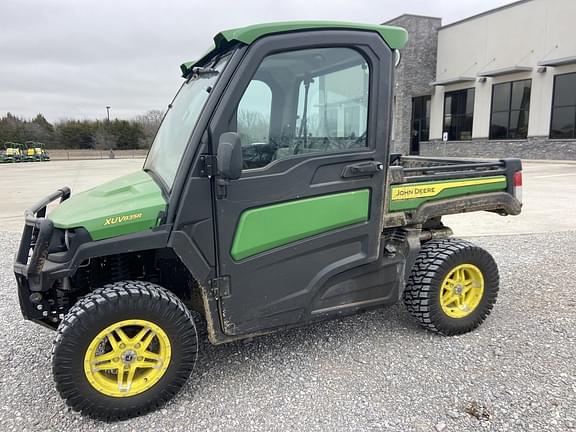 Image of John Deere XUV 835R equipment image 2