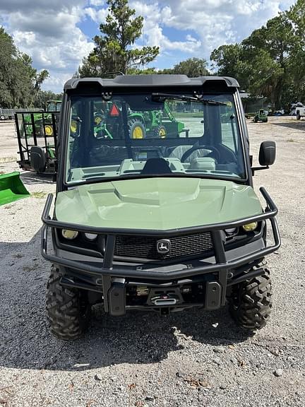 Image of John Deere XUV 835R Primary image