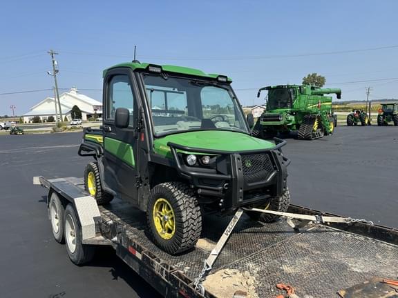 Image of John Deere XUV 835R equipment image 1