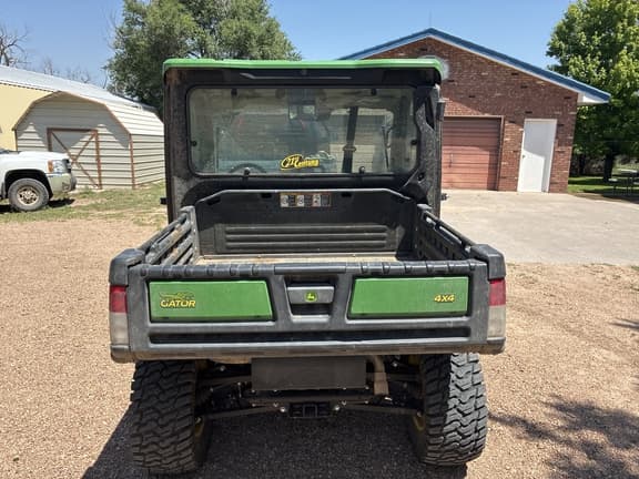 Image of John Deere XUV 835R equipment image 3