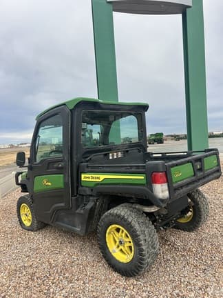 Image of John Deere XUV 835R equipment image 4