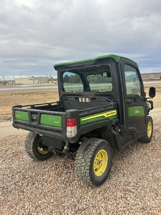 Image of John Deere XUV 835R equipment image 4