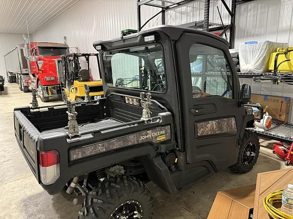 Image of John Deere XUV 835R equipment image 2