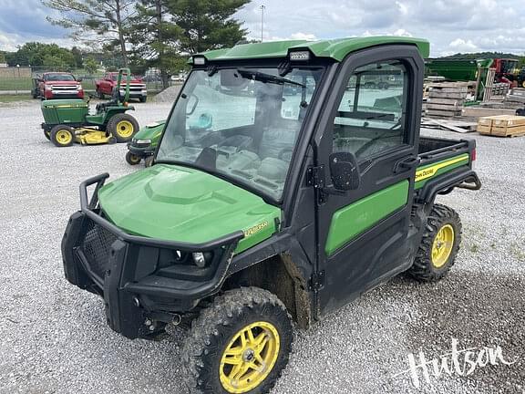 Image of John Deere XUV 835R equipment image 1