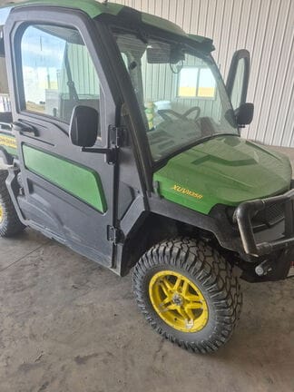 2024 John Deere XUV 835R Equipment Image0