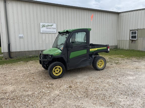 2024 John Deere XUV 835R Equipment Image0
