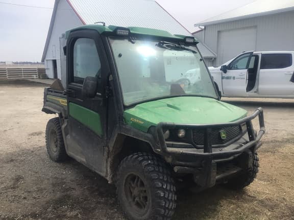 Image of John Deere XUV 835R equipment image 1