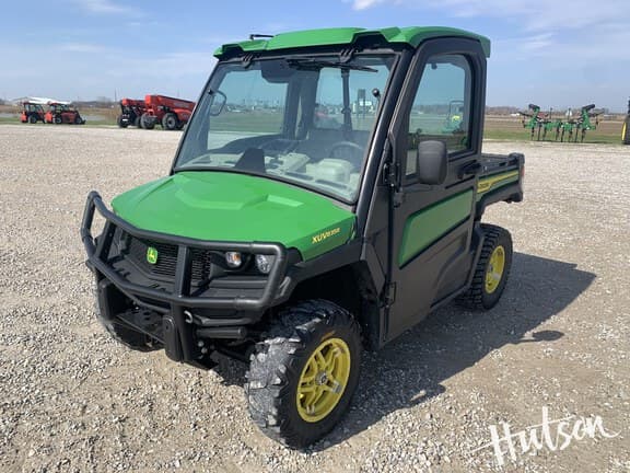 Image of John Deere XUV 835R equipment image 2