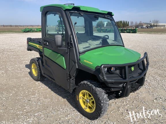 Image of John Deere XUV 835R Primary image