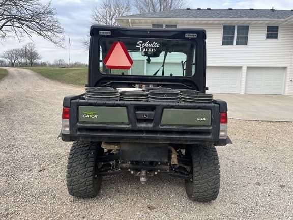 Image of John Deere XUV 835R equipment image 2