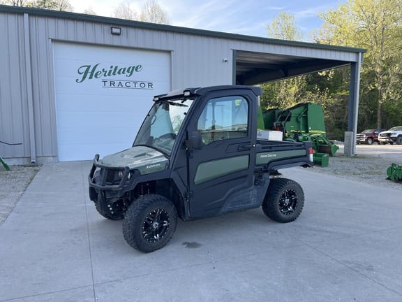 2024 John Deere XUV 835R Equipment Image0