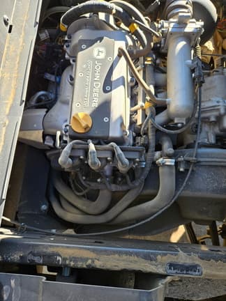 Image of John Deere XUV 835R equipment image 4