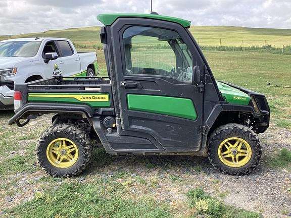 Image of John Deere XUV 835R equipment image 3