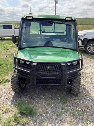 Image of John Deere XUV 835R equipment image 1