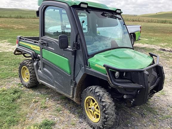 Image of John Deere XUV 835R Primary image