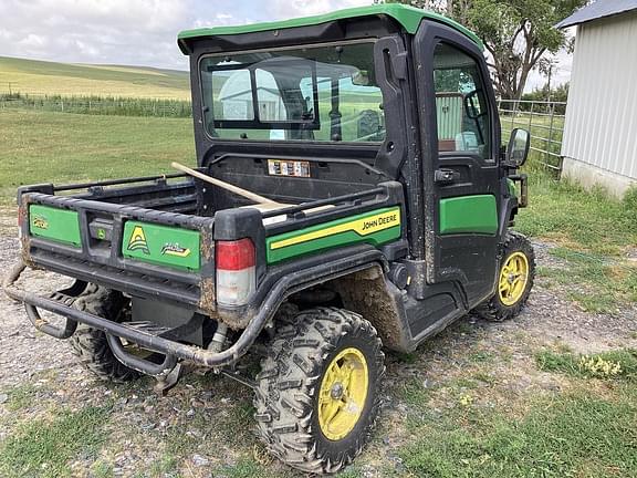 Image of John Deere XUV 835R equipment image 4
