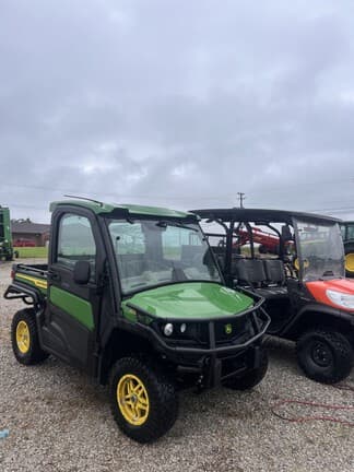 Image of John Deere XUV 835R Primary image