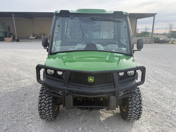 Image of John Deere XUV 835R equipment image 2