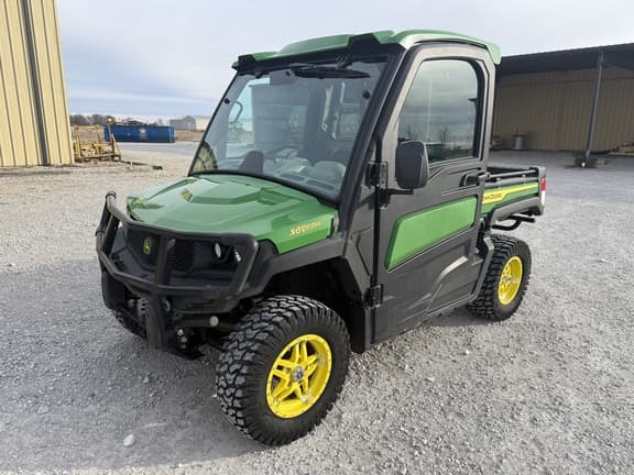 Image of John Deere XUV 835R Primary image