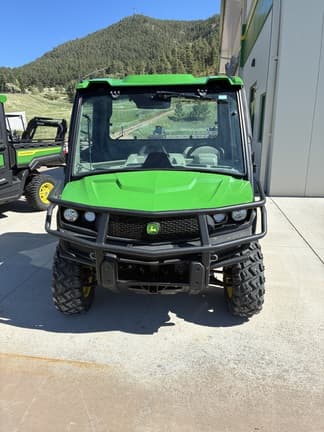 Image of John Deere XUV 835R equipment image 2