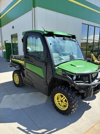 Image of John Deere XUV 835R Primary image