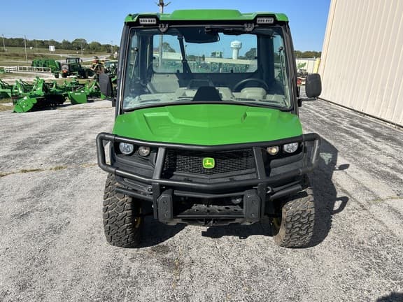 Image of John Deere XUV 835R equipment image 1
