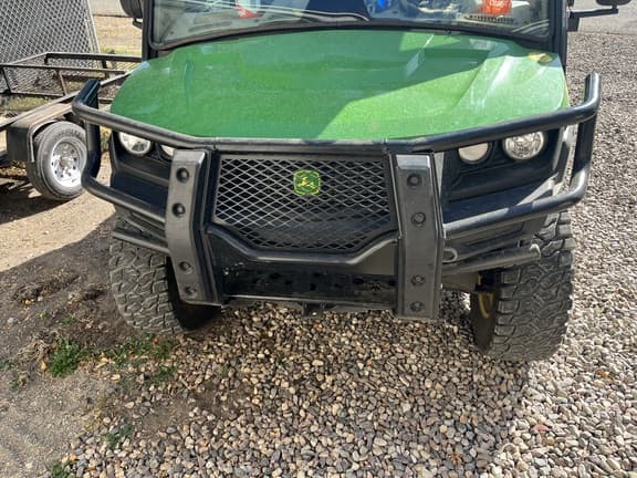 Image of John Deere XUV 835R equipment image 1