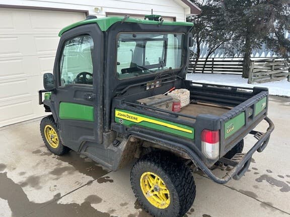 Image of John Deere XUV 835R equipment image 4