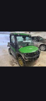 Image of John Deere XUV 835R equipment image 4