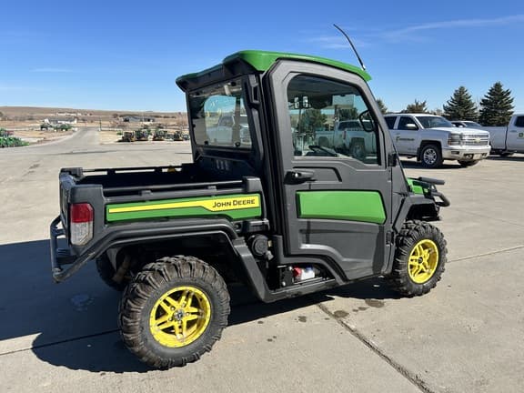 Image of John Deere XUV 835R equipment image 3
