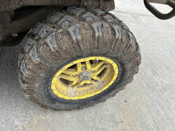 Image of John Deere XUV 835R equipment image 4