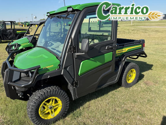 2024 John Deere XUV 835R Equipment Image0