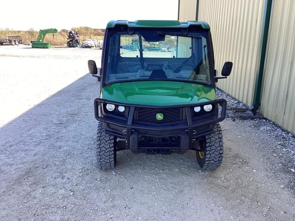 Image of John Deere XUV 835R equipment image 4