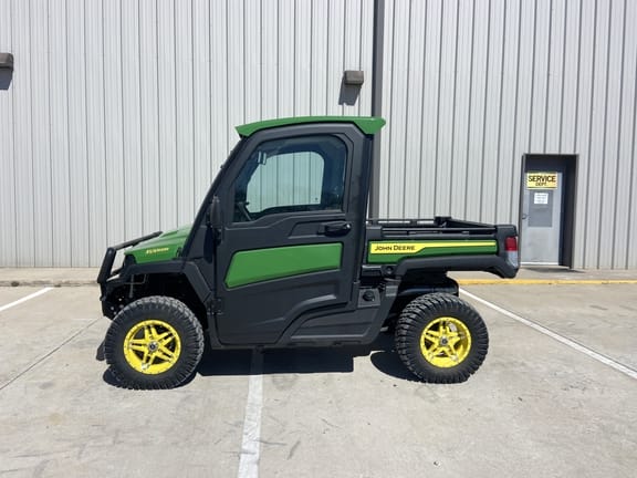 Main image John Deere XUV 835R