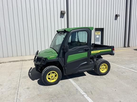 Image of John Deere XUV 835R equipment image 2