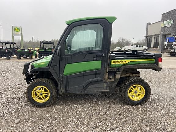 Image of John Deere XUV 835R Primary image